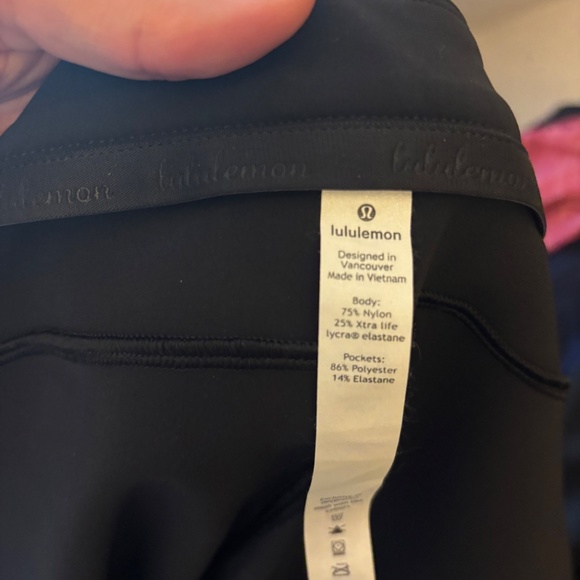 Lululemon; On The Move Pant *ponte, size 12 - Picture 6 of 8